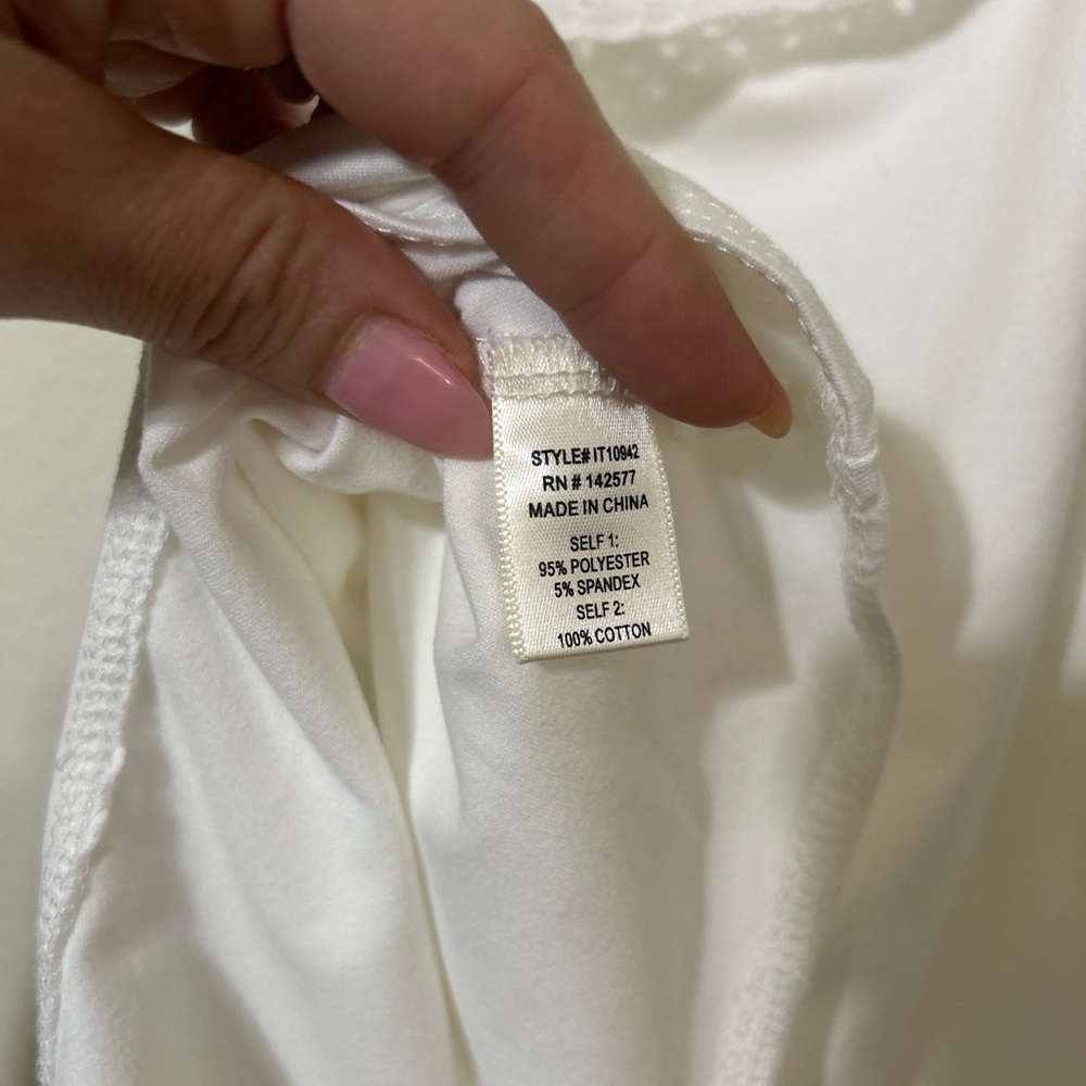IRIS Off-White Eyelet Embroidered Off the Shoulder Ruffle Bodysuit Size Large - Picture 3 of 8